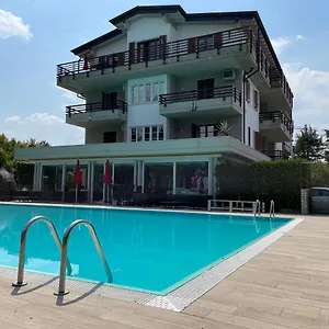Alexandra Aparthotel Sirmione